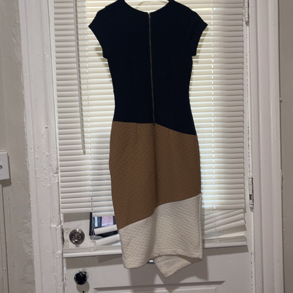 Elegant Black and Brown Colorblock Dress - Picture 6 of 8